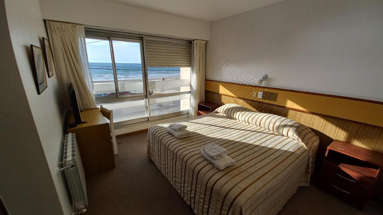 Costanera Hotel Пуерто Мадрин Екстериор снимка