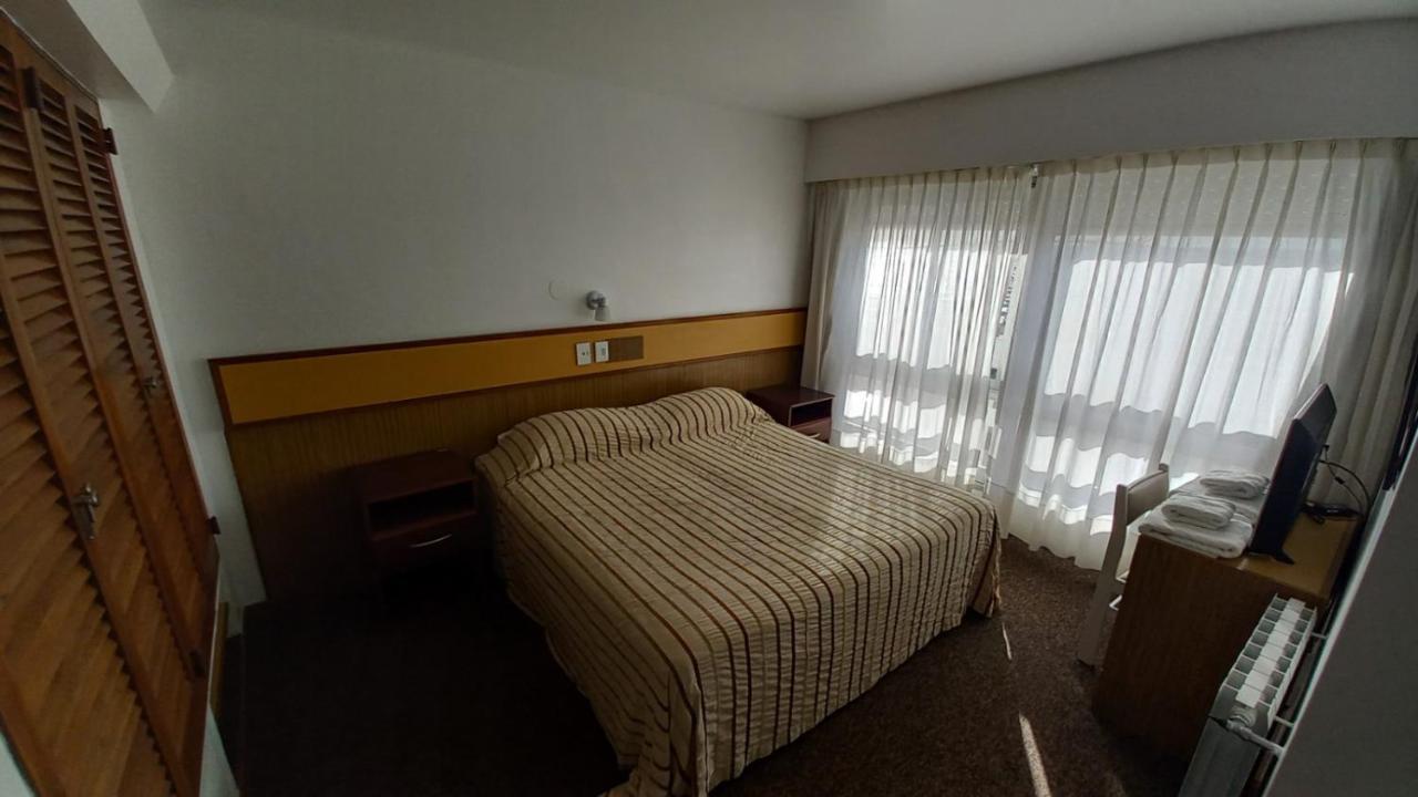 Costanera Hotel Пуерто Мадрин Екстериор снимка