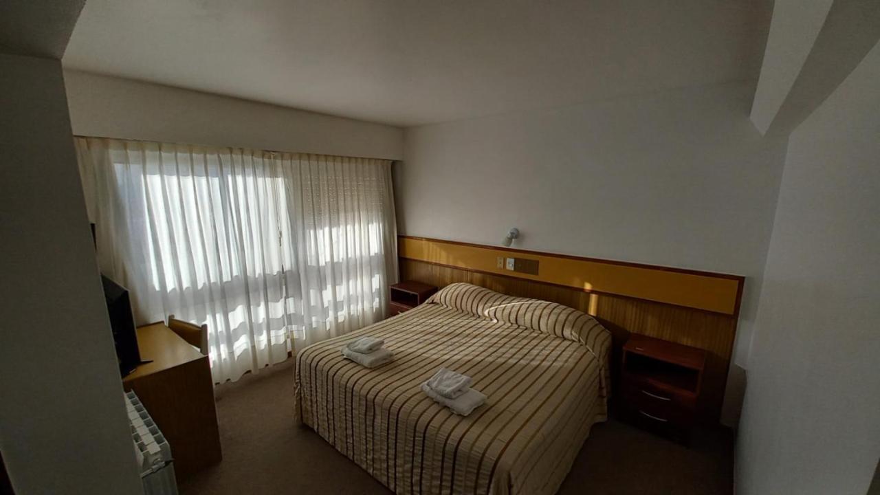 Costanera Hotel Пуерто Мадрин Екстериор снимка