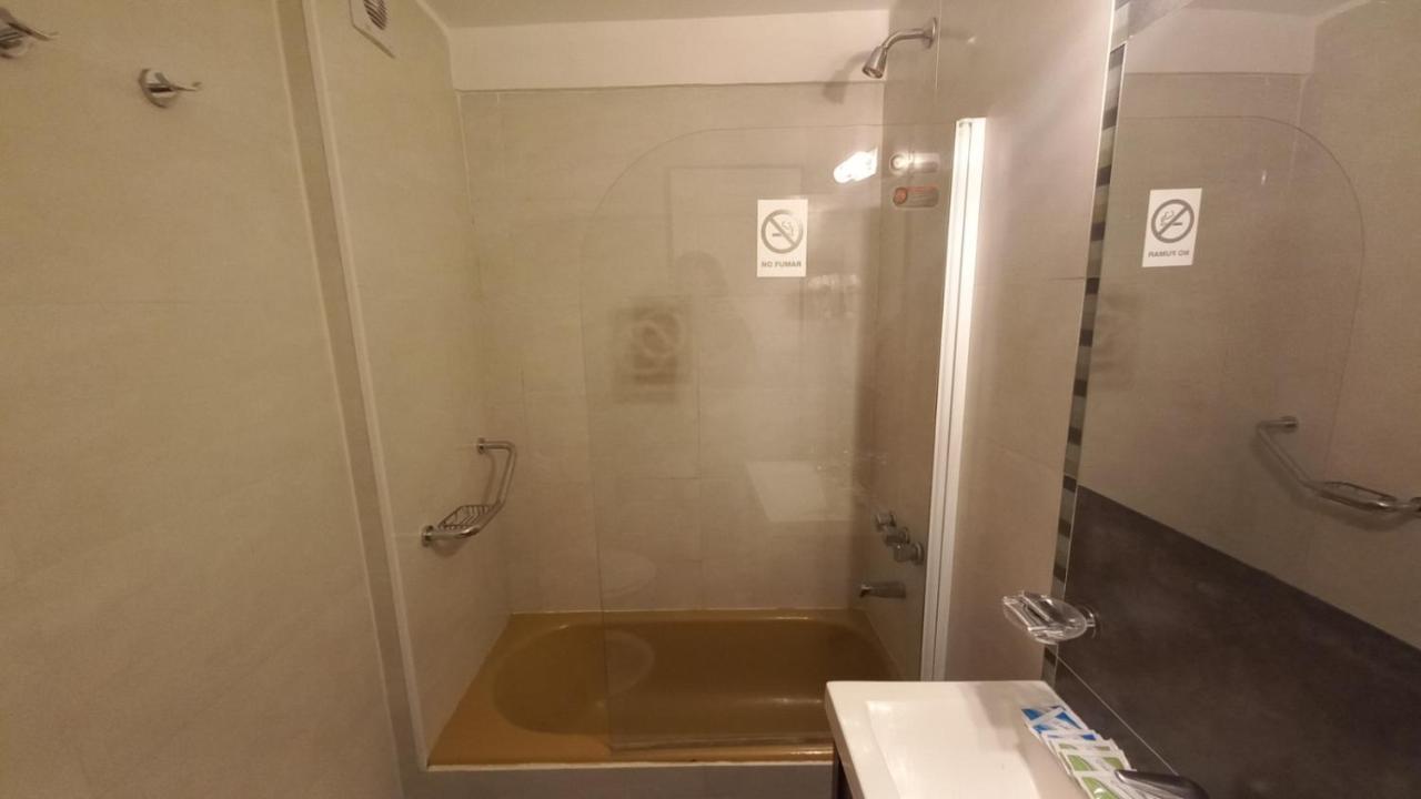 Costanera Hotel Пуерто Мадрин Екстериор снимка